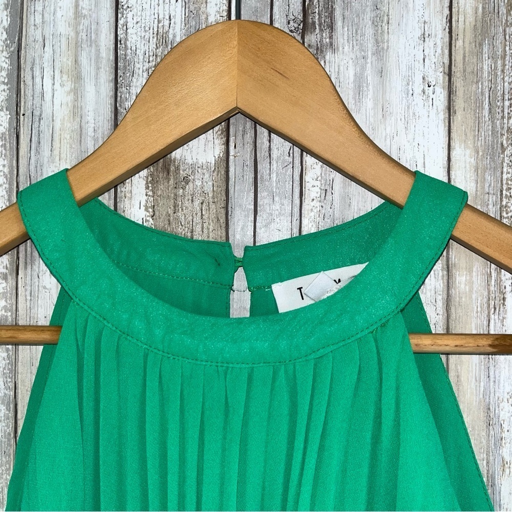 THML Green Accordion High Neck Sleeveless Blouse - Picture 4 of 6